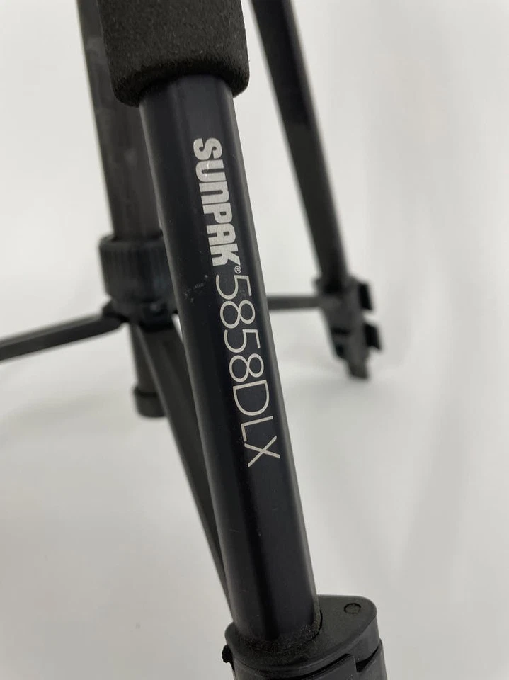 Sunpak Platinum Plus by Sunpak 5858D Photo/Video Tripod (Black) - Image 2 of 4