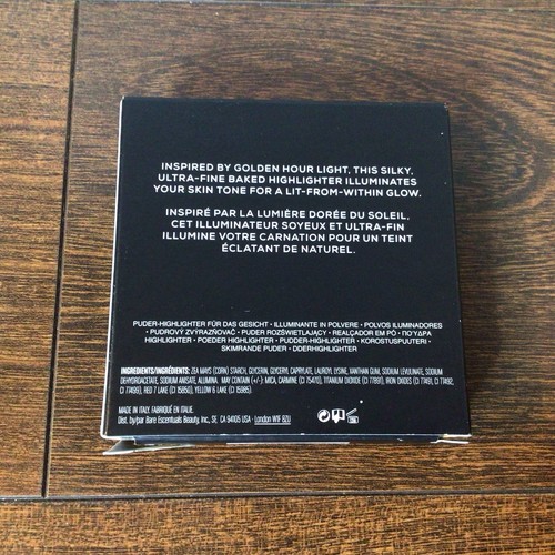 bareMinerals Invisible Glow Powder Highlighter Tan .24 oz 7 g NEW NIB HTF RARE - Picture 2 of 5