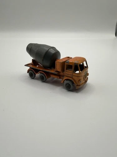 RARE Matchbox Lesney No.26 Foden Cement Mixer Grey Plastic Barrel Fair Condition