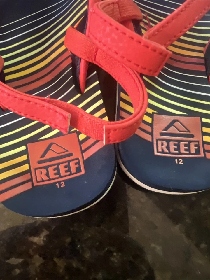 Reef Sandals Boys Sz 12 Toddler Youth Flip Flops Beach Red Navy Summer - Image 3 of 4