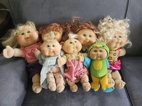 Vintage Cabbage Patch Kids Lot of 7 Dolls
