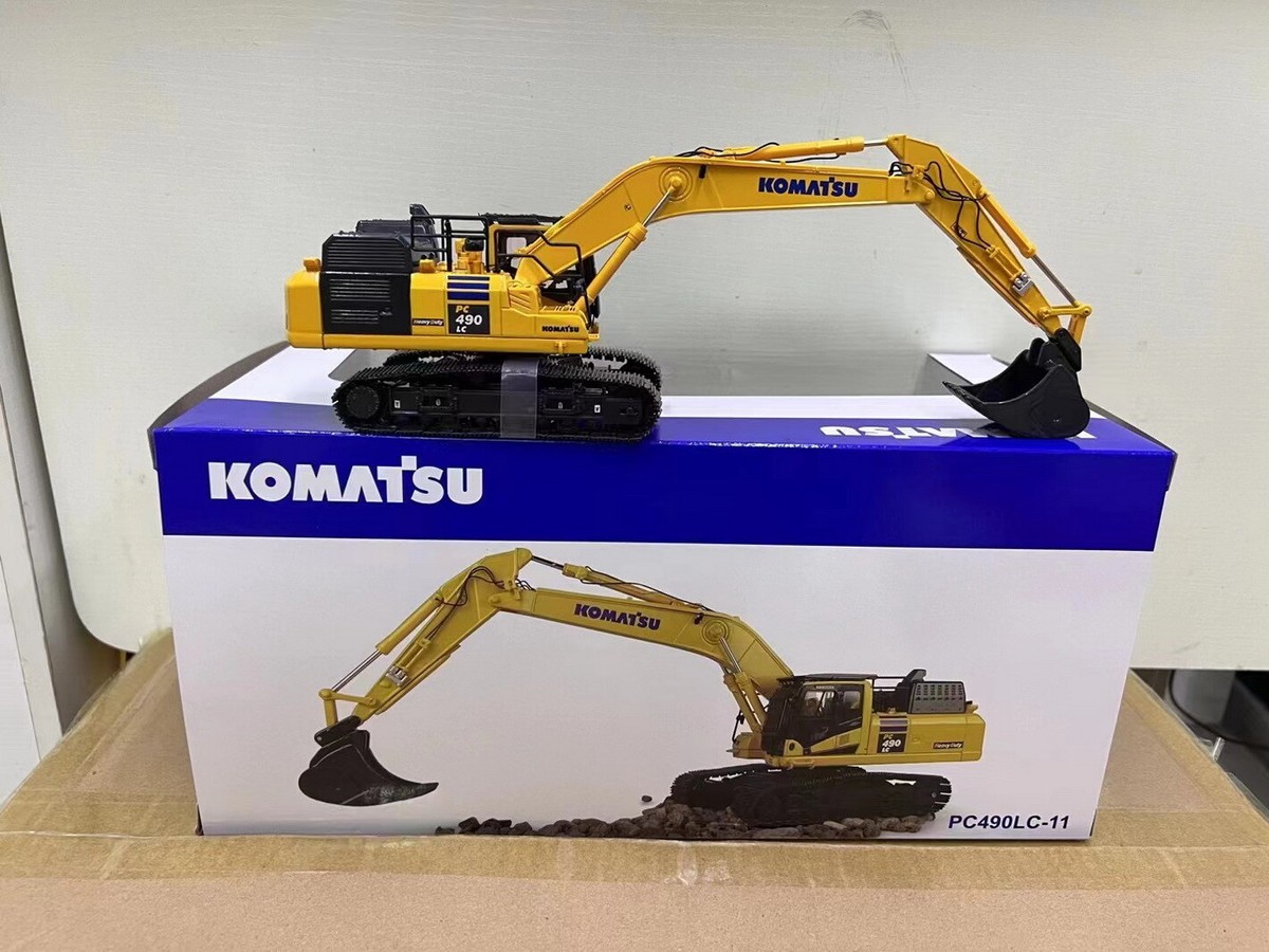 KOMATSU コマツ　PC490LC-11 1:50SCALE 1/50 Komatsu Komatsu PC490LC-11 Excavator Diecast Model
