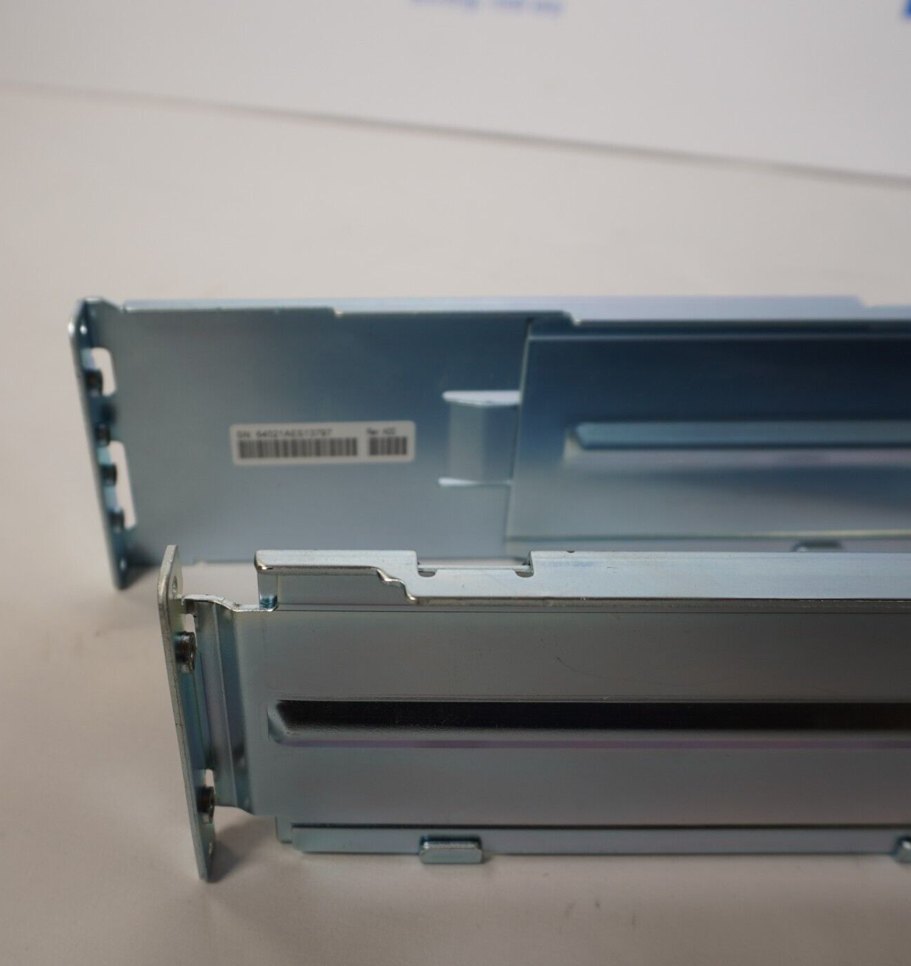 Dell PowerVault TL2000 TL4000 Tape Library Rack Mount Rails