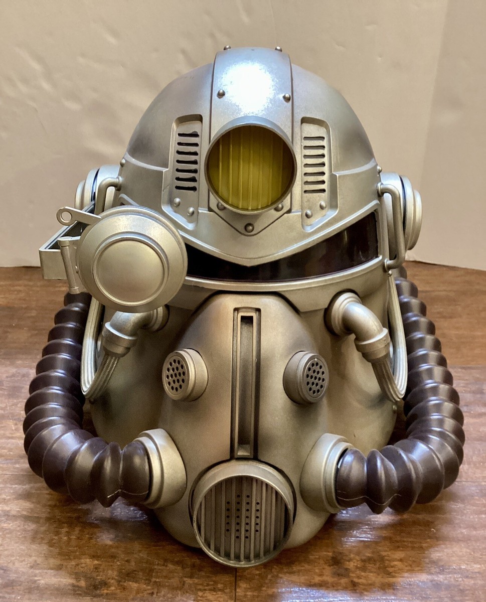 Fallout 76 Playstation 4 Power Armor Edition T-51 Life Sized