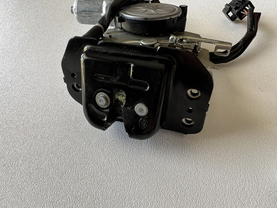 2013 - 2019 FORD EXPLORER TAILGATE LIFTGATE POWER MOTOR LOCK LATCH ACTUATOR OEM - Imagem 4 de 4