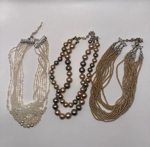 vintage costume jewelry necklaces lot… (7 necklaces)