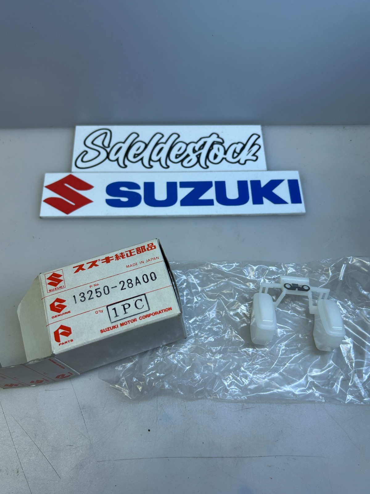Flotteur carburateur haute précision 13250-28a00 pour Suzuki GSX-F et GSX-R