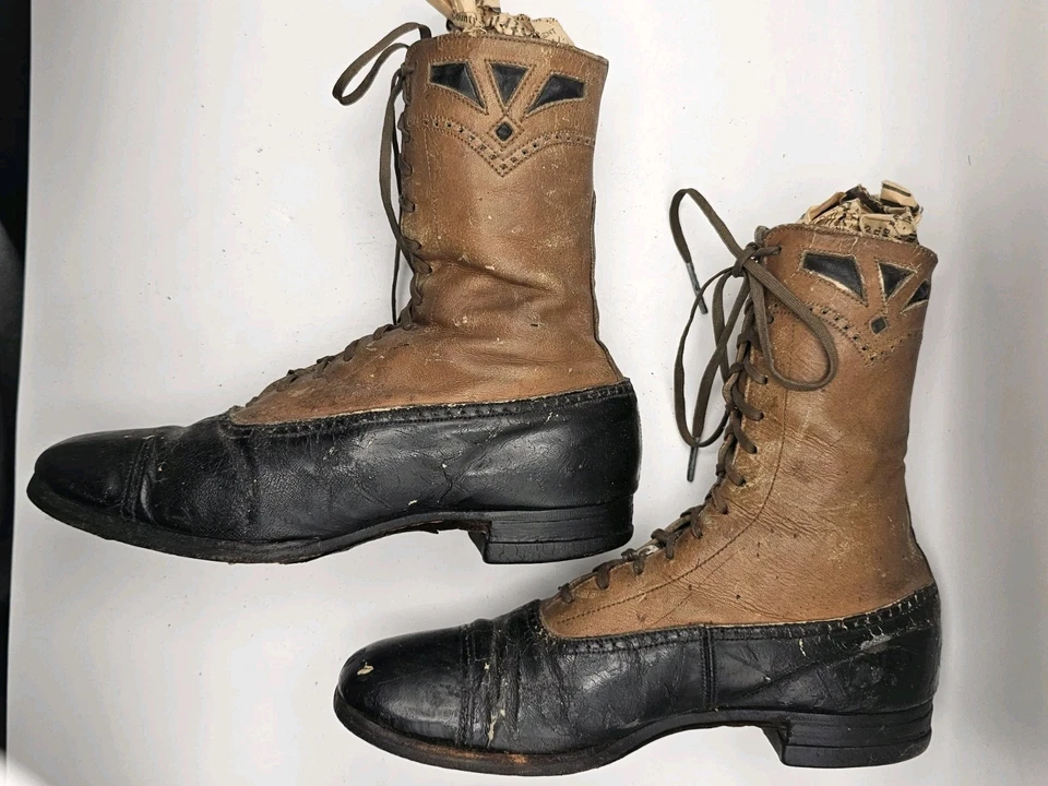 Botas victorianas antiguas de cuero para mujer 8,25 pulgadas de largo 7 pulgadas de alto dos tonos Foto 4 de 4