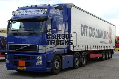 LKW Foto Volvo FH Planensattelzug Dänemark blau Ernst Nielsen & Søn HASSS #i9et