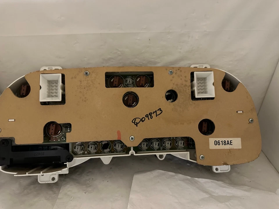 Приборная панель спидометра 1999 Dodge RAM 1500/2500/3500 83 885 миль ГАЗ - Изображение 2 из 3