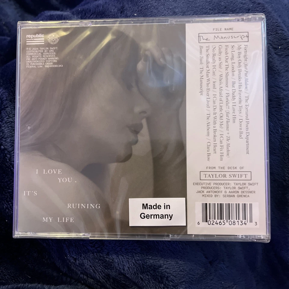 Taylor Swift The Tortured Poets Department TTPD Hand Signed Photo - Image 3 of 4