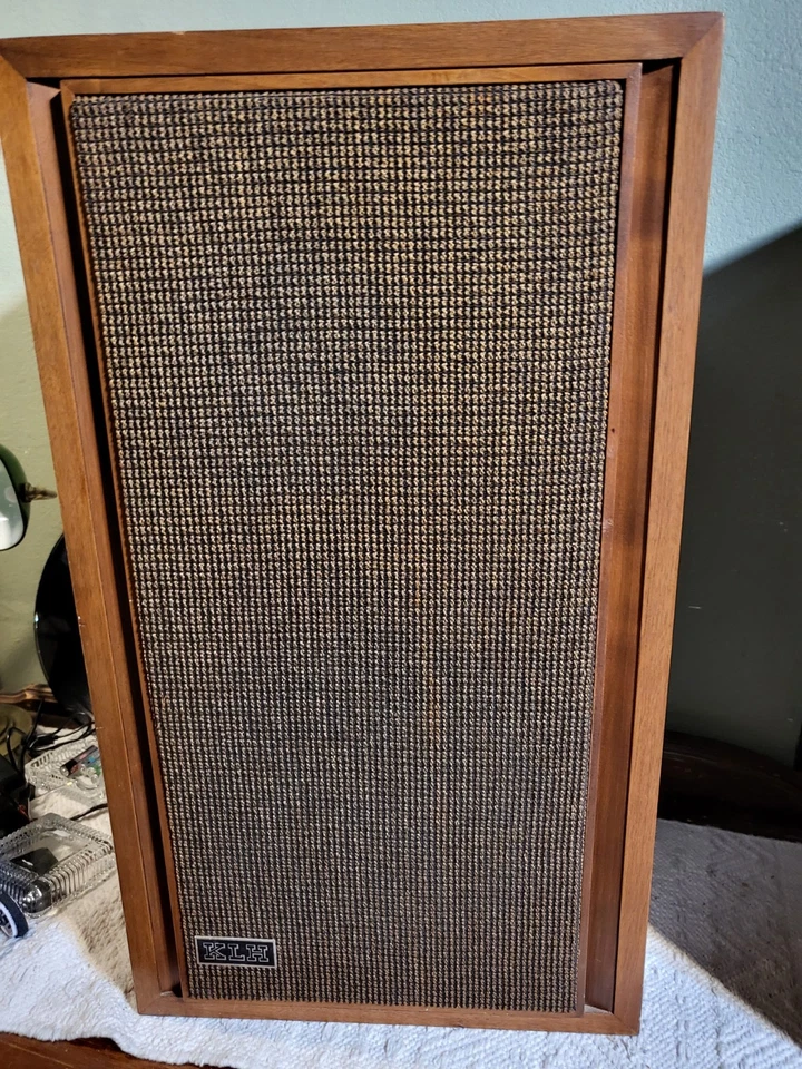 Altavoces vintage KLH modelo 23 veintitrés - mediados de siglo Foto 3 de 4