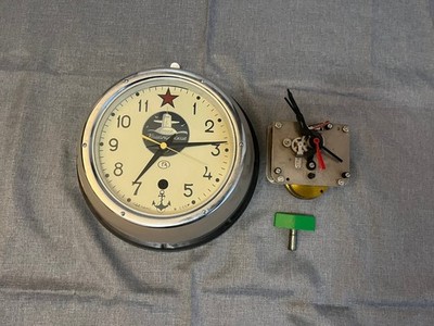 Sowjetische Russische U-Boot Uhr Schiffsuhr Borduhr UdSSR Wanduhr CCCP  defekt