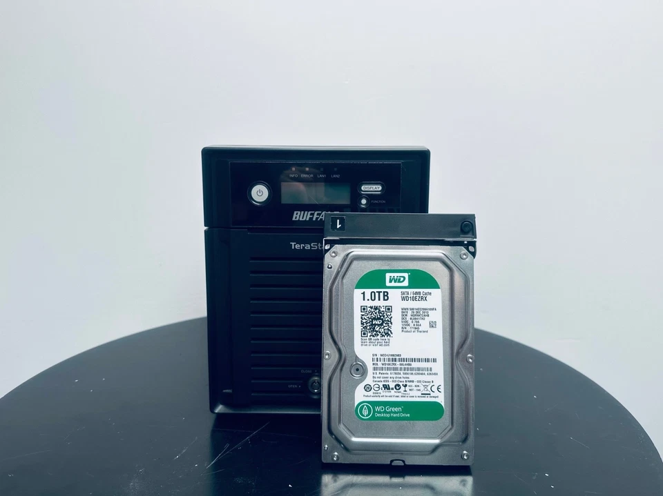 Buffalo TeraStation TS-X4.0TL/R5 4-Bay NAS 4x1TB HDD - Network Attached Storage - Image 4 of 4