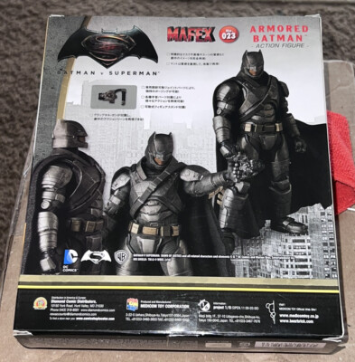 MAFEX 023 ARMORED BATMAN DC Comics Batman vs Superman Dawn