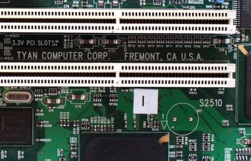 Motherboard, tyan s2510 (thunder le) video, build in raid/4ide, dual ethernet - Picture 3 of 3
