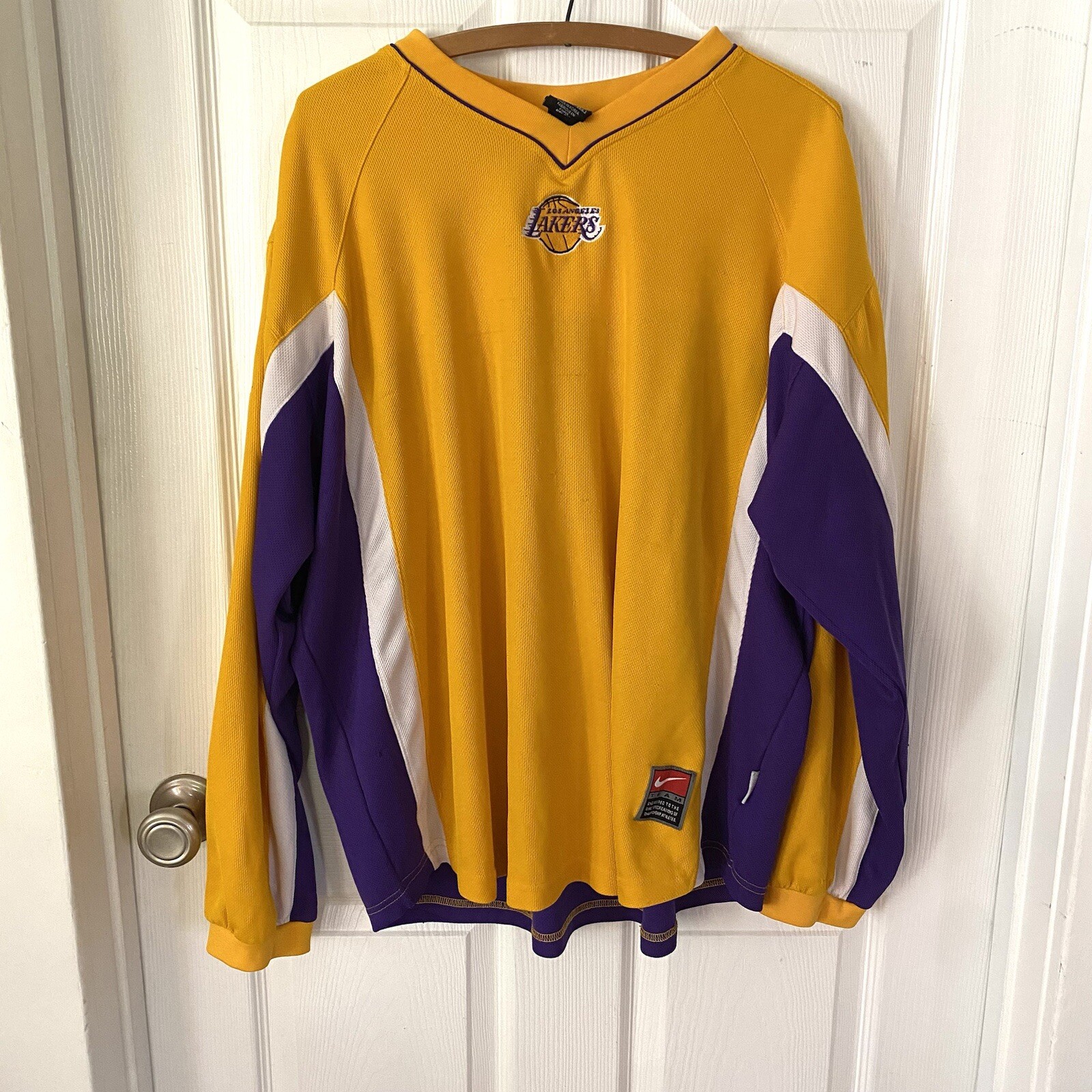 Picture 1 of 16