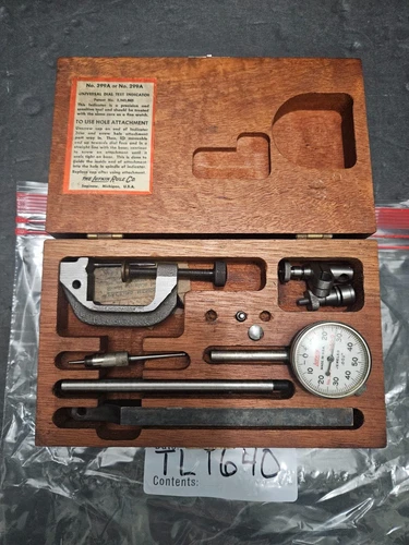 VTG LUFKIN RULE CO #399 0-50-0 .001" DIAL TEST INDICATOR SET W/WOOD CASE(TL1640)