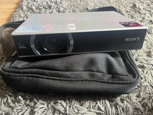 Sony Data Projector VPL-CX21 