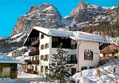 La Villa Val Badia Pensione Garni Gran Risa im Winter Dolomiten