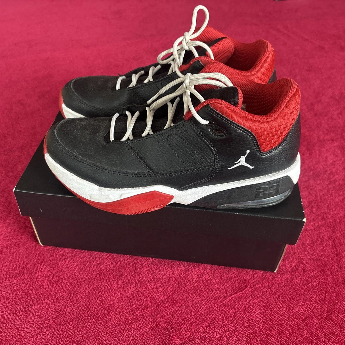 Jordan Max Aura 3 University Red - огромный выбор по лучшим ценам