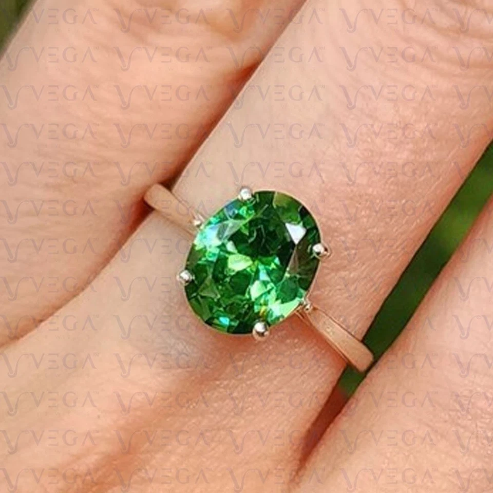 Anillo de boda solitario de esmeralda natural corte ovalado de 4,00 quilates chapado en platino 950PT Foto 3 de 4