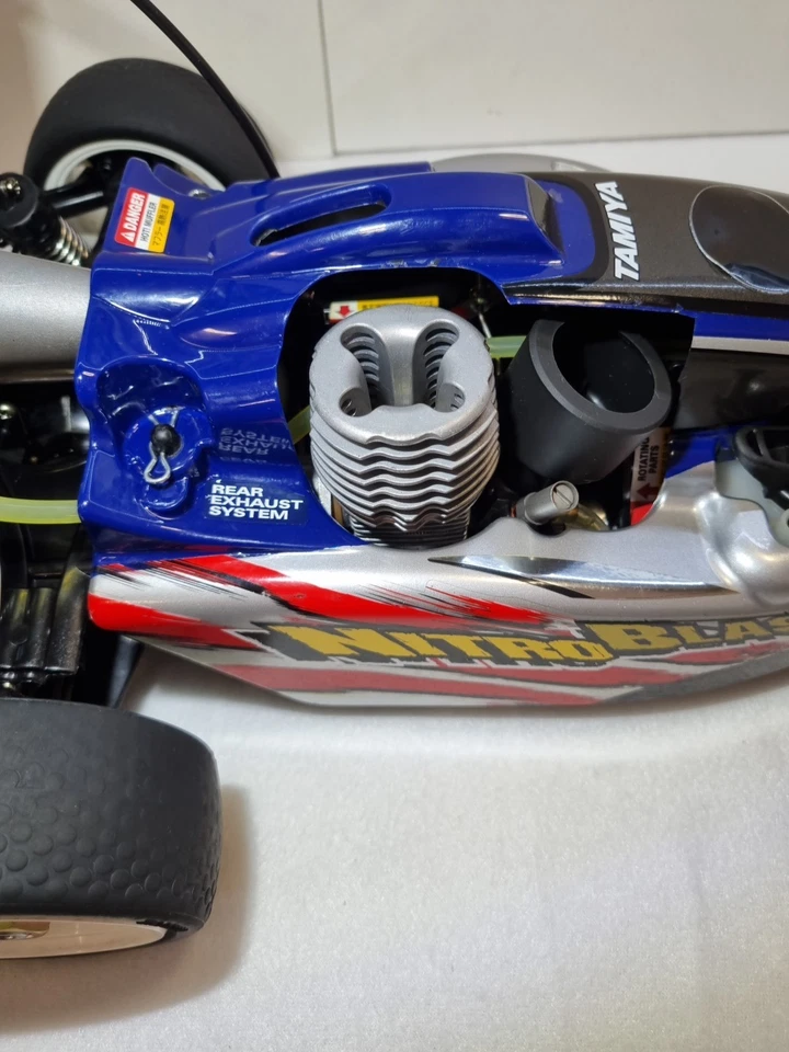 TAMIYA NITRO BLASTER NDF 01 CHASSIS GLOW ENGINE R/C CAR  1:10 Rare - Immagine 4 di 4