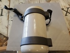 Nippon Bento Lunch Container W Shoulder Strap