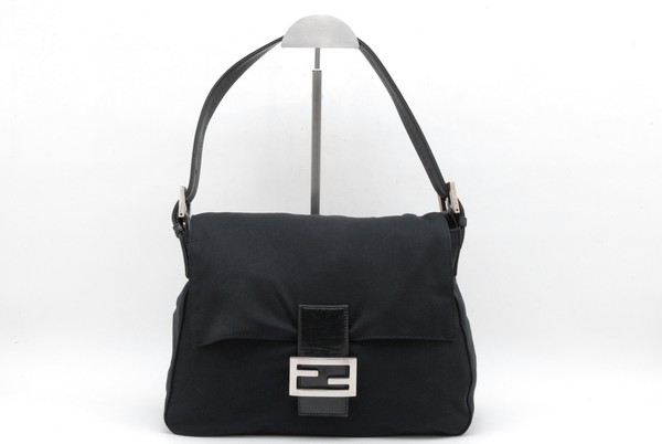 FENDI Mamma Baguette Shoulder Bag Black