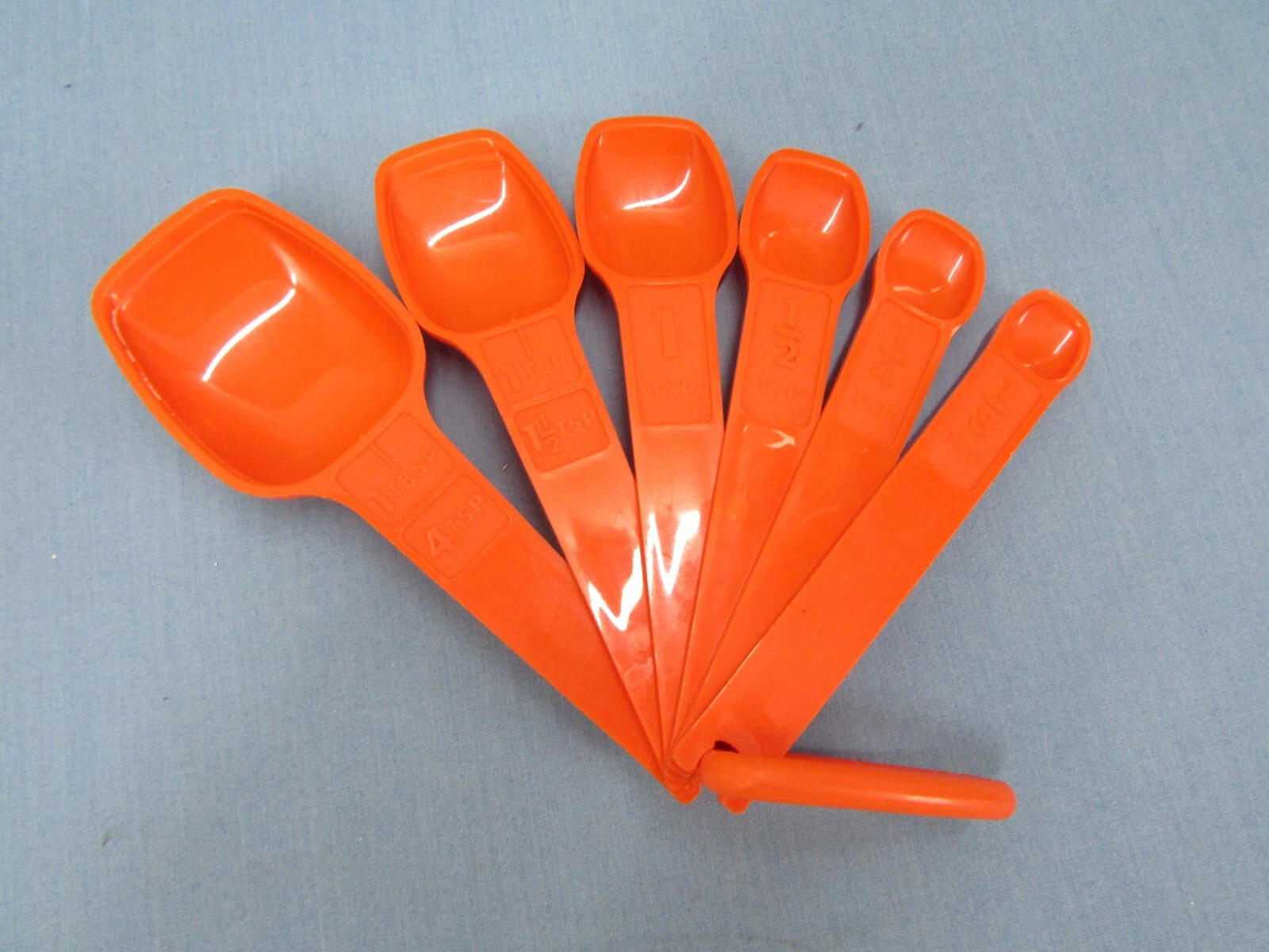 Vintage Tupperware Orange Measuring Spoons Set + Ring