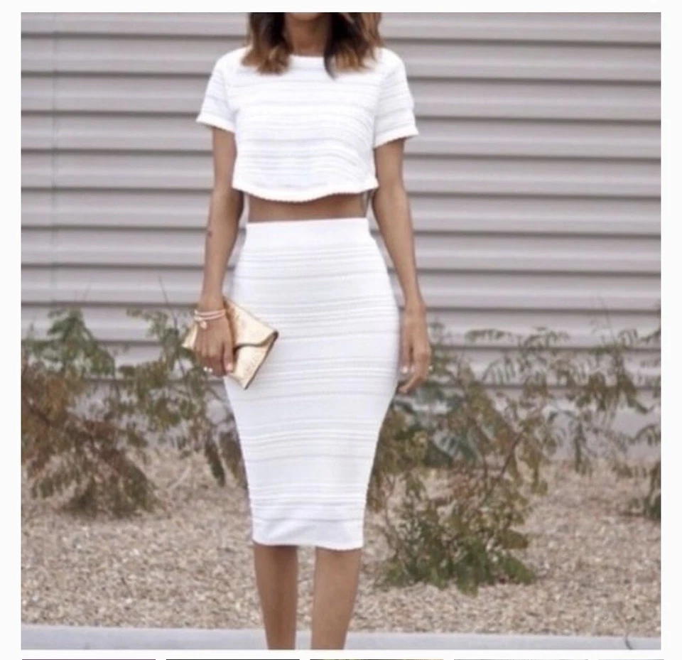 Torn by Ronny Kobo Ivory Stretch Knit Mesh Short Sleeve Crop Top Blouse Large L - Image 4 of 4