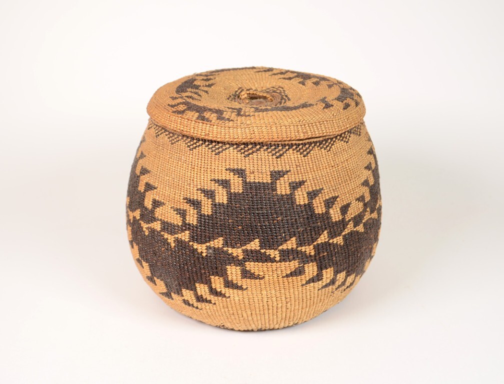 Yurok Basket with Lid | eBay Yurok Basket with Lid | eBay
