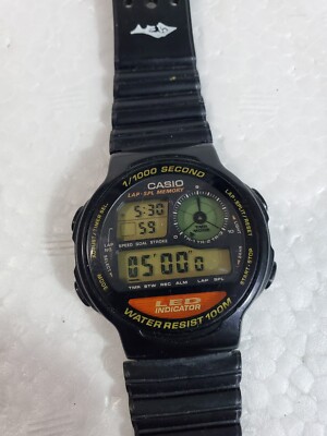 Vintage Casio LED-10 1026 1/1000 sec LAP SPL MEMORY Digital Watch