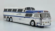 1:32 Scale GM PD-4501 SceniCruiser Greyhound Hand-Built Scale Replica