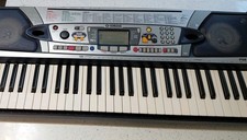 Yamaha PSR-280 Portatone Electric Keyboard Digital Built-In Speaker books stand