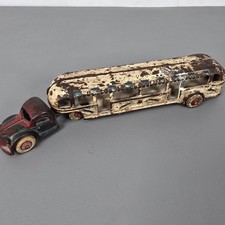 1933-1934 Arcade Chicago Worlds Fair Cast Iron Greyhound Toy Souvenir Bus READ