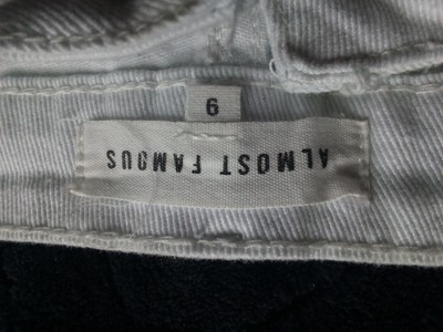 Almost Famous Size 9 Shorts 