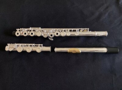 Gemeinhardt 3OB Open hole Flute Offset G - Silver Plated. Excellent condition