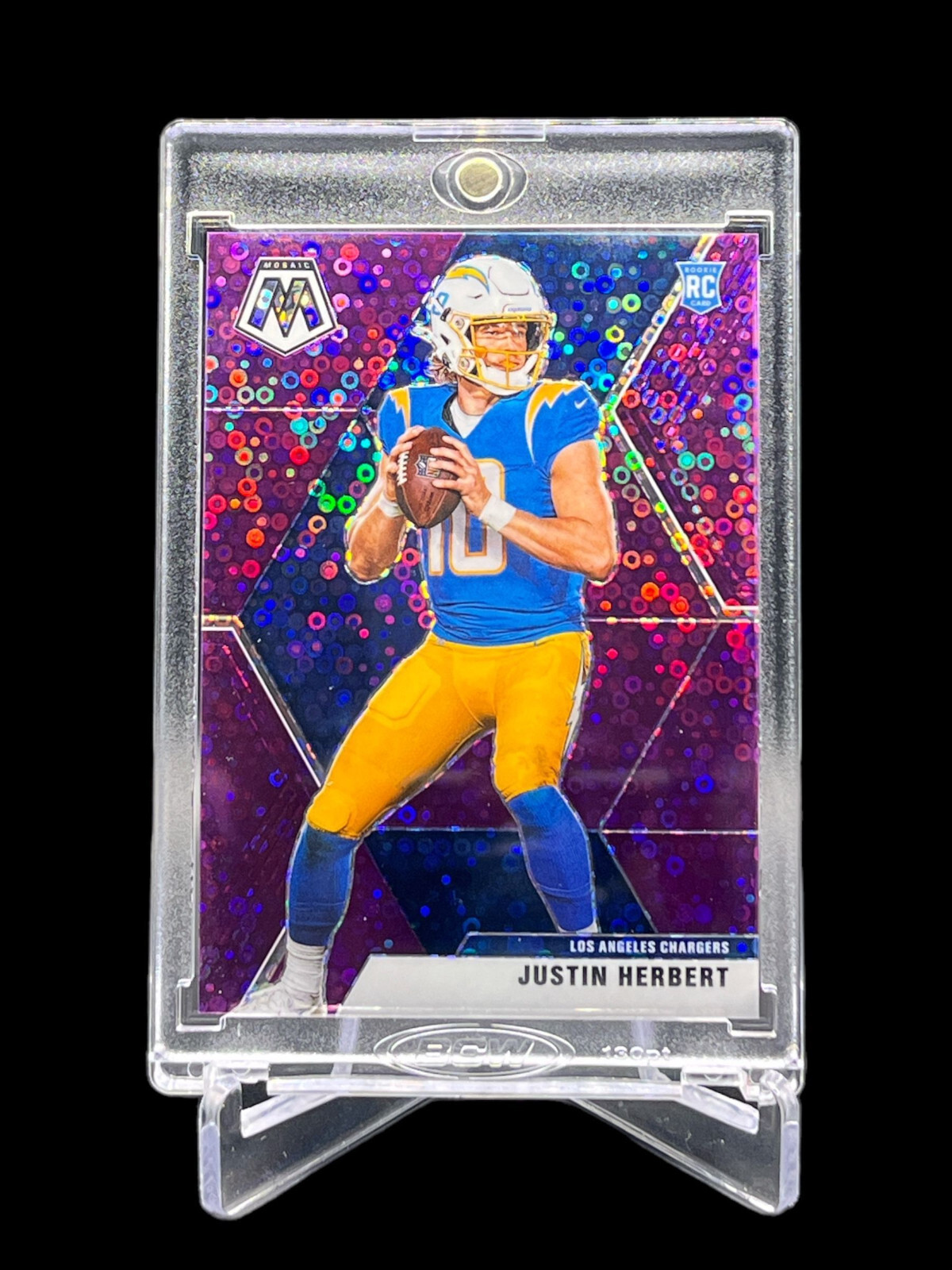 2020 Panini Mosaic Justin Herbert Rookies No Huddle Purple Prizm #204 /50 RC