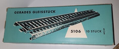 Vintage Marklin 5106 Straight Track Section, 10 in box