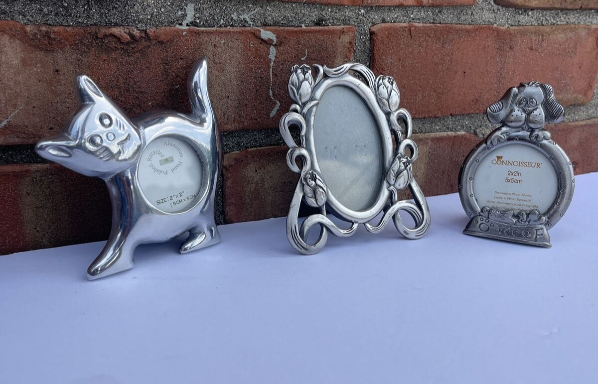 Lot 3 Mini Photo Frames Easels Cat Dog Floral Oval Silver Connoisseur Aluminum