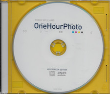 One Hour Photo 2002 Standard Edition DVD Like New DVD ONLY