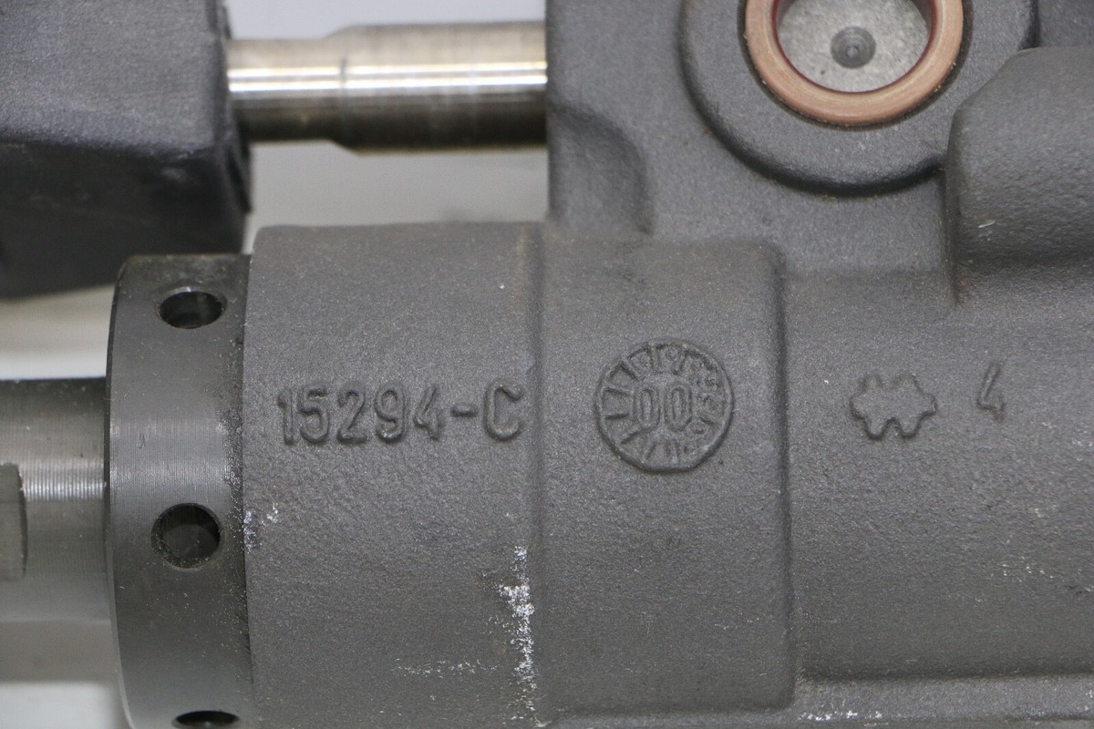 Mercury Quicksilver Power Steering RAM Actuator 15294-c