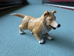 Safari Ltd WS Collie Puppy Figure 2004 Golden White Animal Dog Pet Figurine Toy