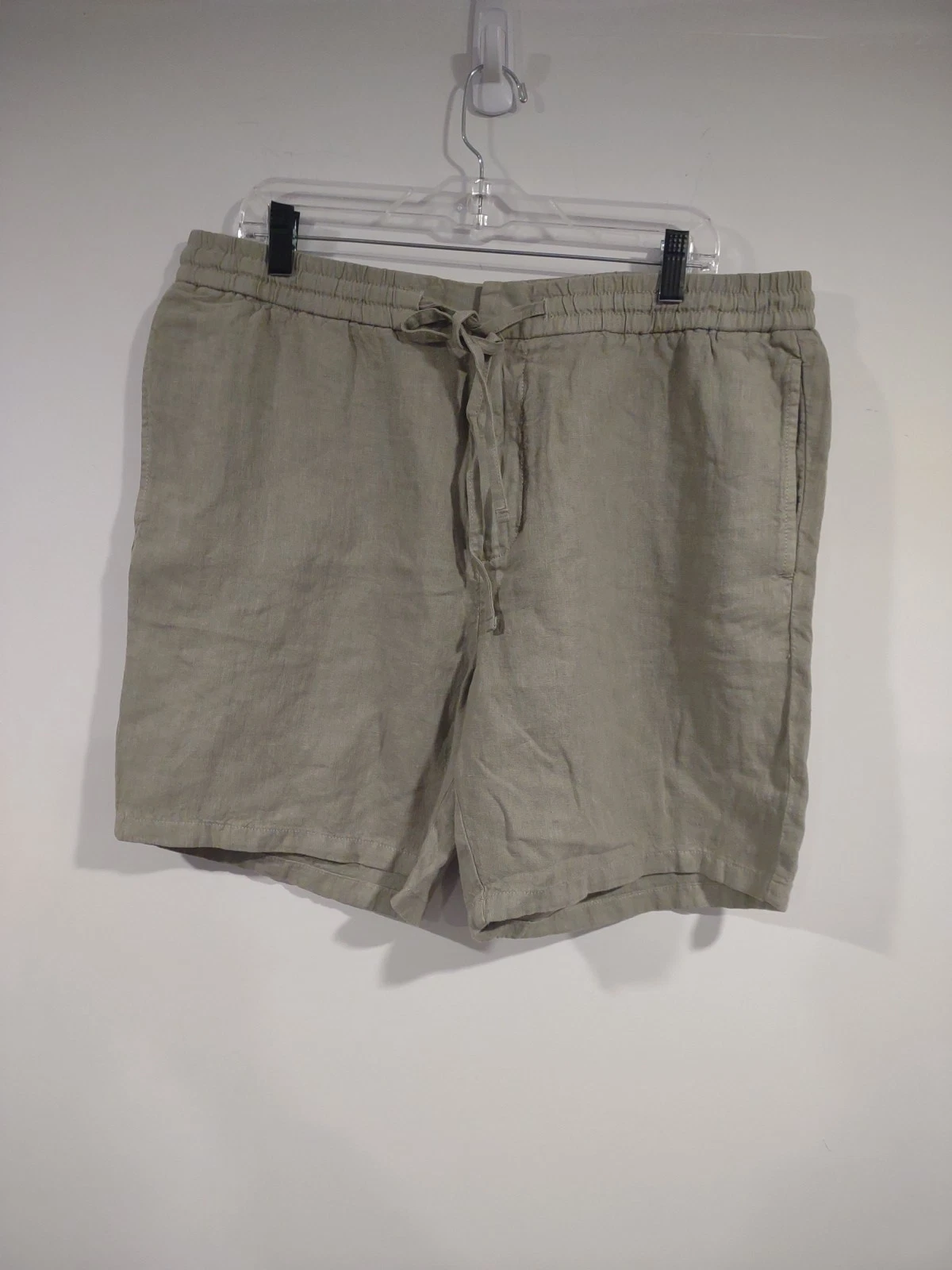 John Varvatos Line Shorts ~ Pistachio ~ Men's 38
