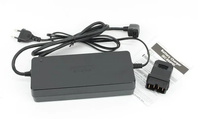 Caricabatteria Shimano STEPS EC-E6000 E Bike BT E6000 E6010 E8000 spina EU