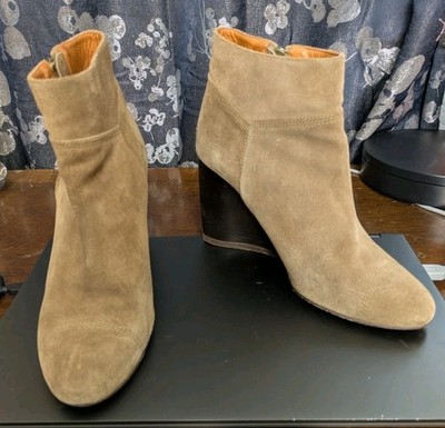 LANVIN Womens Tan Suede Wedge 3.75'' Heel Almond Toe Ankle Boots EU 40 US 9