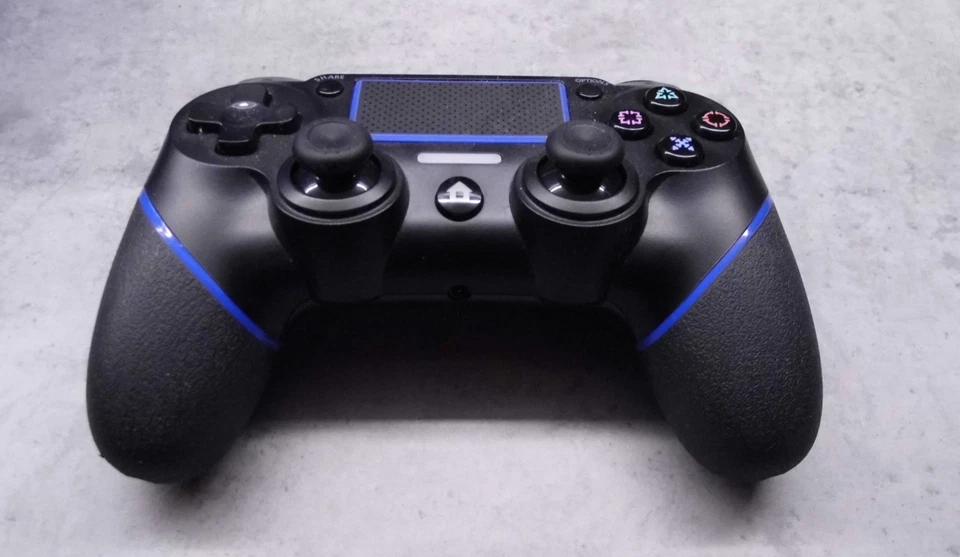 Sony PlayStation 4 Slim 500GB Black Console Bundle with Games 2 x Controllers - image 4 of 4