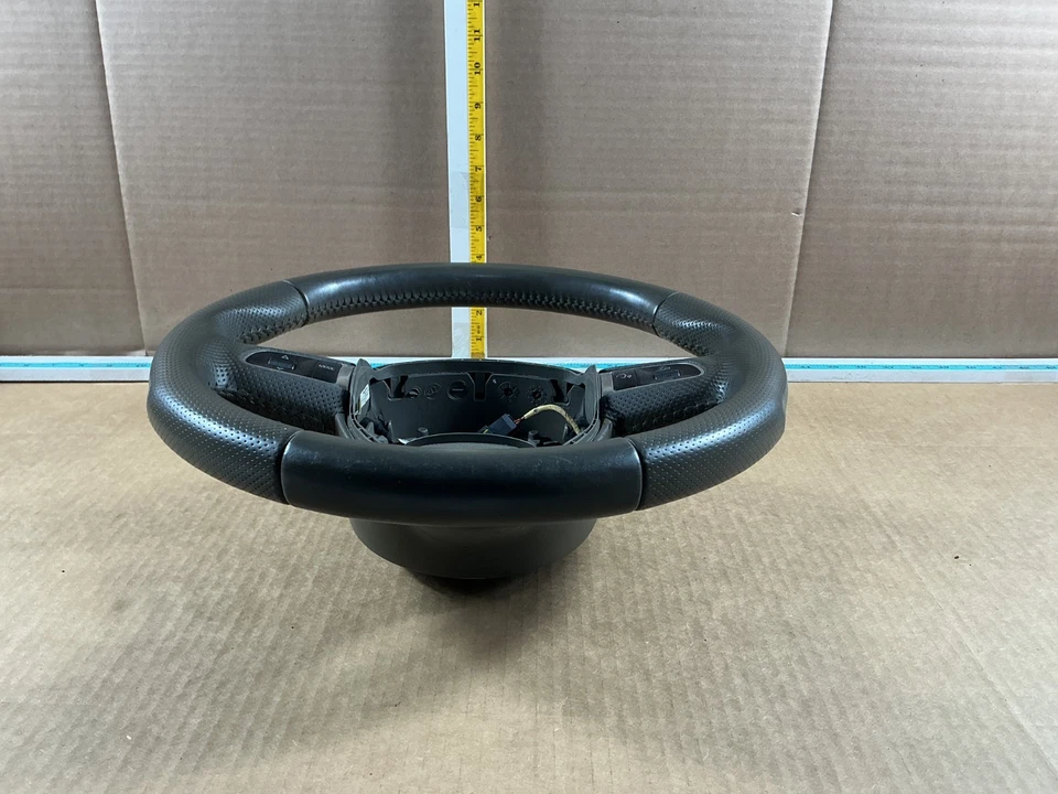 Volante de cuero Audi A5 2008-2012 con botones de interruptor 8P0124A OEM Foto 3 de 4