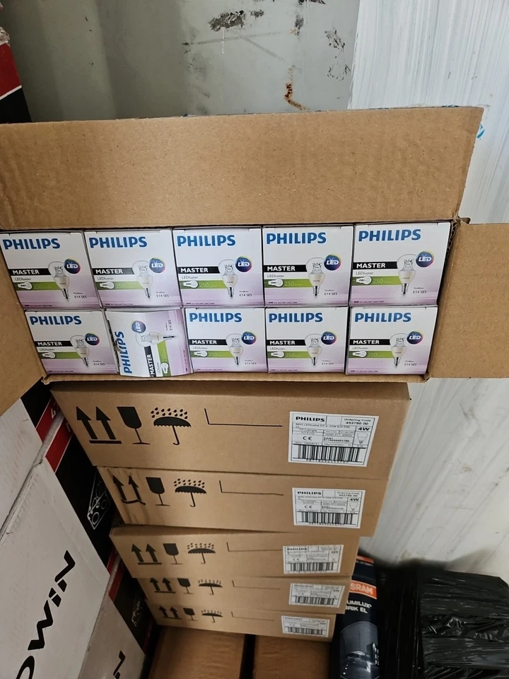 10x Philips Mas LEDluster 4W E14 SES - Image 2 of 4